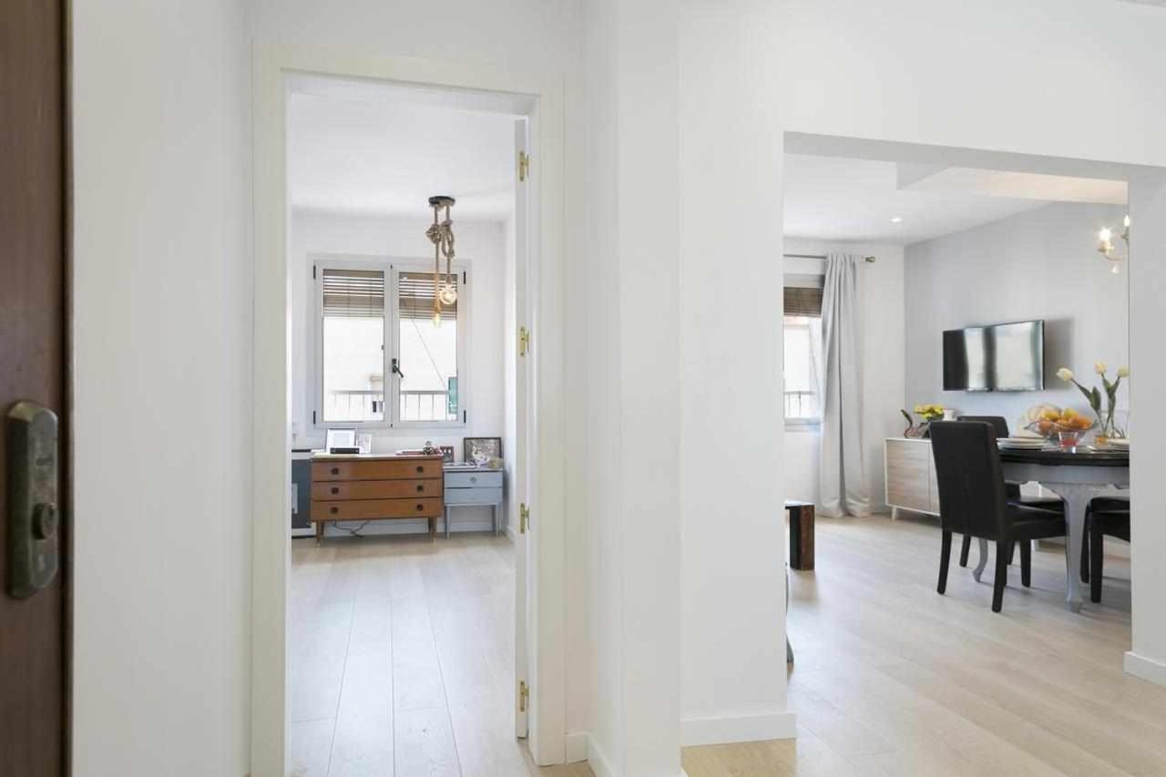 Apartment Leonor Barcelona Exterior foto